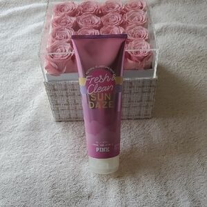 Pink Victoria's Secret Fresh & Clean Sun Daze
